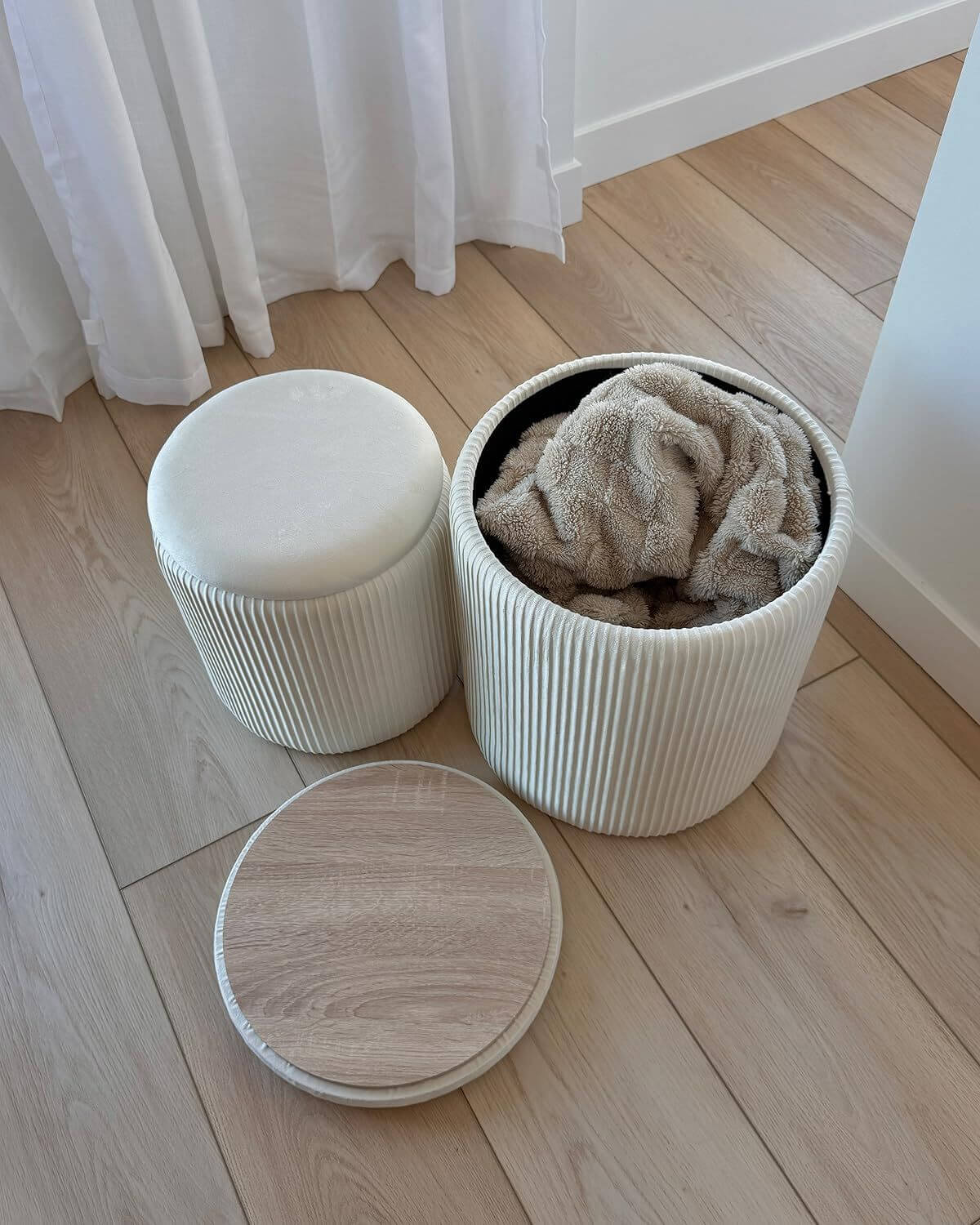Deux Poufs de Rangement avec Couvercle en Bois